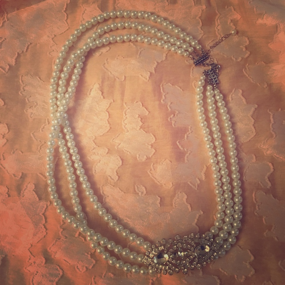 Faux pearl and rhinestone  statement necklace